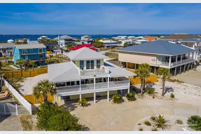 1303 Ariola Dr, Pensacola Beach, FL 32561 - Photo 14