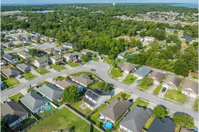 1944 Crosscreek Cir, Gulf Breeze, FL 32563 - Photo 38