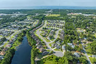 1944 Crosscreek Cir, Gulf Breeze, FL 32563 - Photo 36