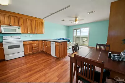 5539 Soundside Dr #N, Gulf Breeze, FL 32563 - Photo 12