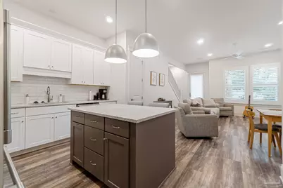 805 Covington Pl E, Pensacola, FL 32502 - Photo 6