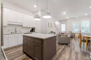 805 Covington Pl E, Pensacola, FL 32502 - Photo 6