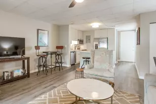 201 Pensacola Beach Rd, Gulf Breeze, FL 32561 - Photo 10