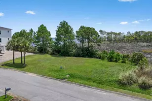 1702 Stanford Rd, Gulf Breeze, FL 32563 - Photo 1