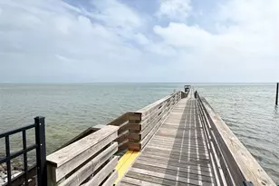 825 Bayshore Dr, Pensacola, FL 32507 - Photo 12