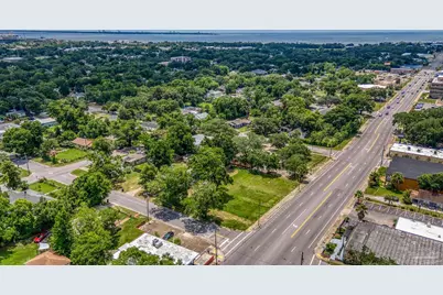 320 N Pace Blvd, Pensacola, FL 32514 - Photo 14