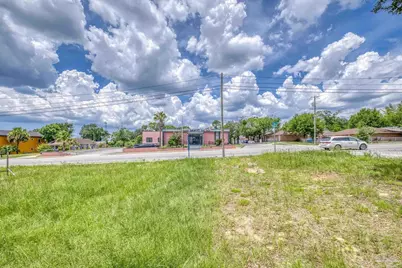 320 N Pace Blvd, Pensacola, FL 32514 - Photo 6