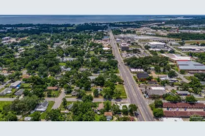 320 N Pace Blvd, Pensacola, FL 32514 - Photo 32