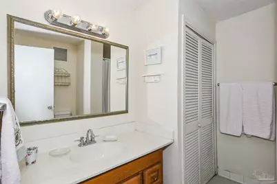 825 Bayshore Dr #302, Pensacola, FL 32507 - Photo 14