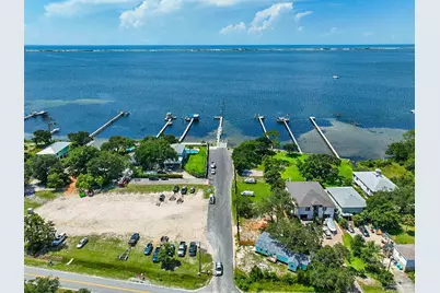 5364 Soundside Dr, Gulf Breeze, FL 32561 - Photo 18