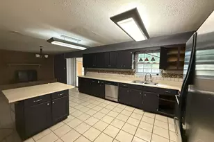 6536 Colonade Cir, Pensacola, FL 32506 - Photo 12