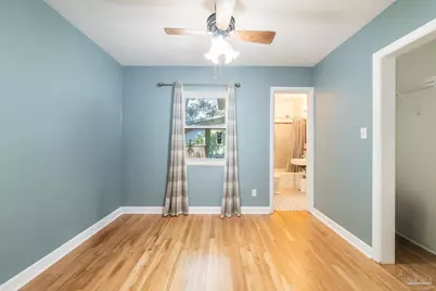 422 Fairpoint Dr, Gulf Breeze, FL 32561 - Photo 34