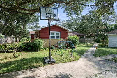 422 Fairpoint Dr, Gulf Breeze, FL 32561 - Photo 44