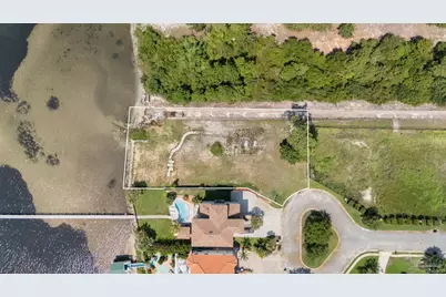 1709 Brooke Beach Dr, Navarre, FL 32566 - Photo 6