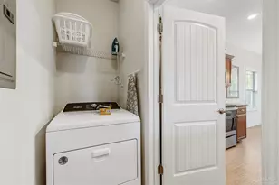 212 S J St, Pensacola, FL 32502 - Photo 10