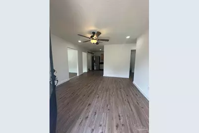 5684 Ventura Ln, Pensacola, FL 32526 - Photo 10