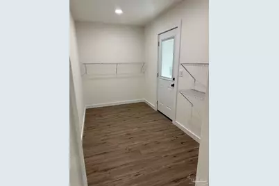 5684 Ventura Ln, Pensacola, FL 32526 - Photo 12