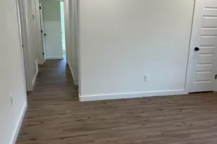 5684 Ventura Ln, Pensacola, FL 32526 - Photo 14