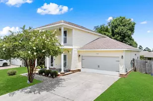 5740 Blackhorse Cir, Pensacola, FL 32526 - Photo 1