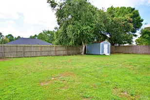 4007 Lochmoor Dr, Pensacola, FL 32506 - Photo 14