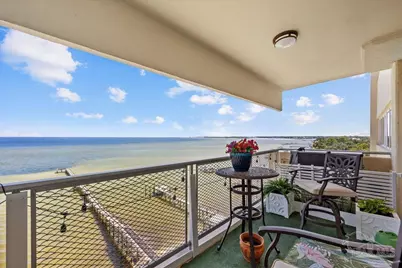 825 Bayshore #701, Pensacola, FL 32507 - Photo 32