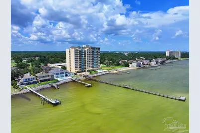 825 Bayshore #701, Pensacola, FL 32507 - Photo 2