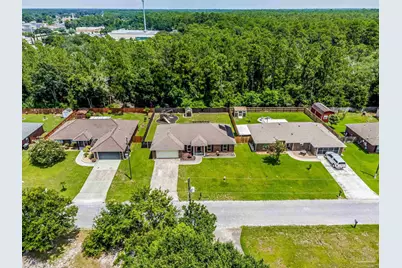 1068 Joaquin Rd, Pensacola, FL 32506 - Photo 10