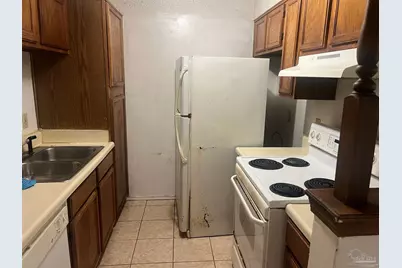 2300 W Michigan Ave #1, Pensacola, FL 32526 - Photo 2