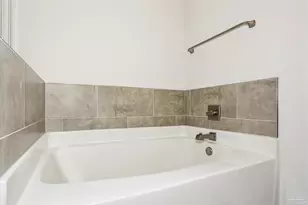 4016 Watergate Dr, Milton, FL 32583 - Photo 18