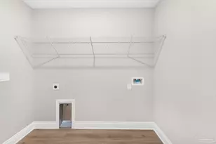 7933 Twin Lake Dr, Milton, FL 32583 - Photo 24