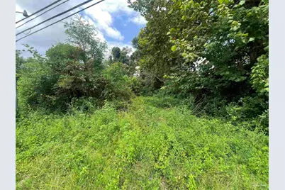 419 N Corry Field Rd, Pensacola, FL 32506 - Photo 2