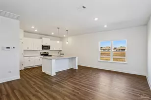 8957 Gumwood St, Milton, FL 32570 - Photo 10