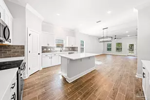 4865 Bonneville St, Pace, FL 32571 - Photo 4