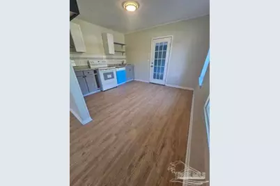 3108 N G St, Pensacola, FL 32501 - Photo 2