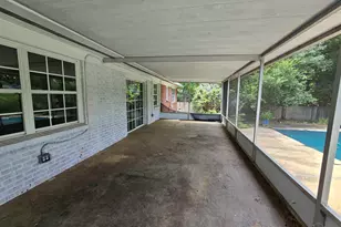 5365 Overbrook Dr, Milton, FL 32570 - Photo 2