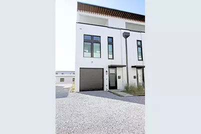 157 S Spring St, Pensacola, FL 32502 - Photo 1