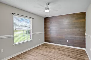 5911 Ashton Woods Cir, Milton, FL 32570 - Photo 14