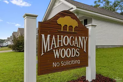 253 Camellia Dr, Cantonment, FL 32533 - Photo 4