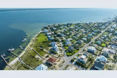 800 Largo Dr, Pensacola Beach, FL 32561 - Photo 56