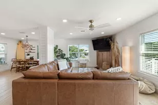 800 Largo Dr, Pensacola Beach, FL 32561 - Photo 6