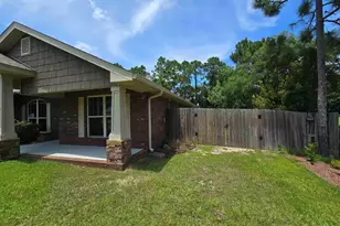 6846 Leisure St, Navarre, FL 32566 - Photo 2