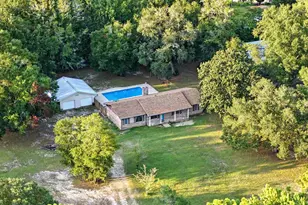 6736 Nichols Dr, Milton, FL 32570 - Photo 38