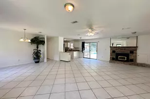 6736 Nichols Dr, Milton, FL 32570 - Photo 8