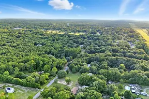 6736 Nichols Dr, Milton, FL 32570 - Photo 40