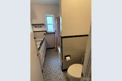 2005 Peyton Dr, Pensacola, FL 32503 - Photo 16