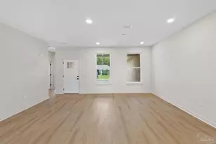 5689 Farrel Way, Milton, FL 32583 - Photo 16