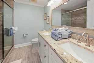 8477 Gulf Blvd, Navarre Beach, FL 32566 - Photo 16