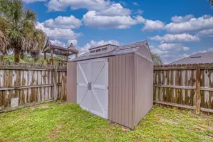 9568 Dynasty Ln, Navarre, FL 32566 - Photo 14