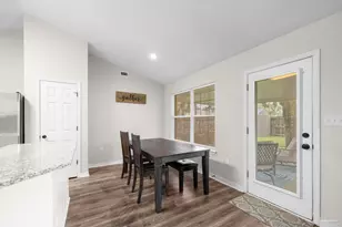 9568 Dynasty Ln, Navarre, FL 32566 - Photo 32