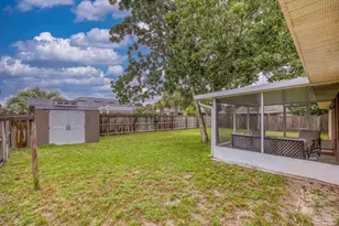 9568 Dynasty Ln, Navarre, FL 32566 - Photo 16